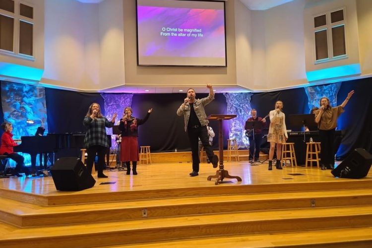 worship on stage